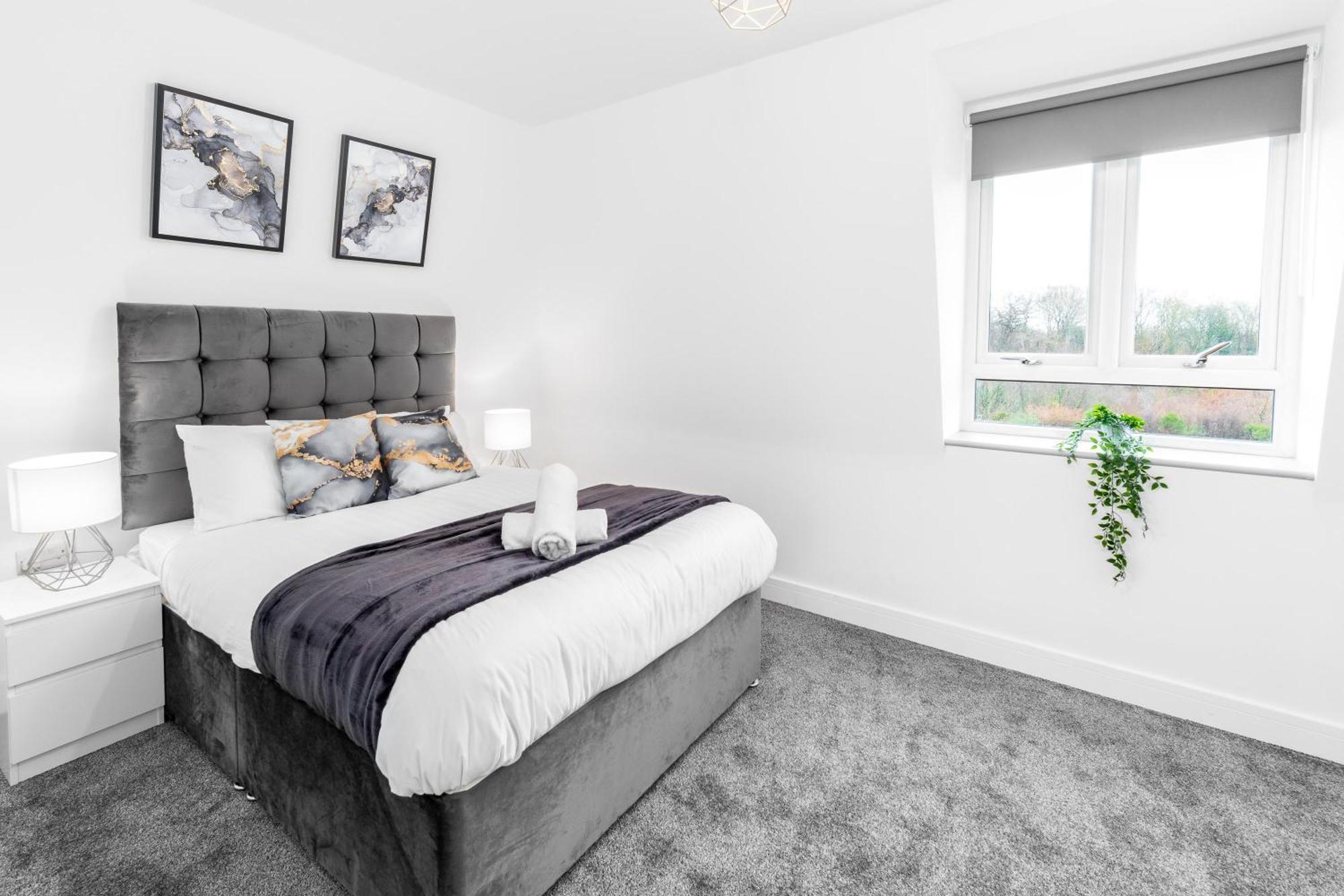 Stylish 2 Bedroom Apartment - Balcony - Secure Parking - Top Rated - 5Mc Μπέρμιγχαμ Εξωτερικό φωτογραφία